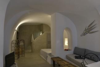 Deluxe Suite with Hot Tub-Ikaria