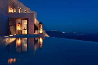 Grand Suite with Plunge Pool and Caldera View
