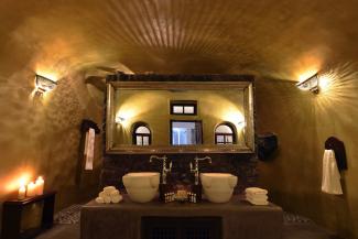 Superior Suite with Outdoor Plunge Pool and Caldera View 