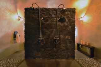 Superior Suite with Outdoor Plunge Pool and Caldera View 
