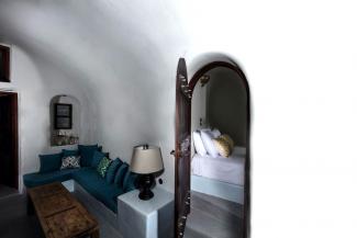 Grand Suite with Plunge Pool and Caldera View