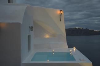 Superior Suite with Hot Tub and Caldera View
